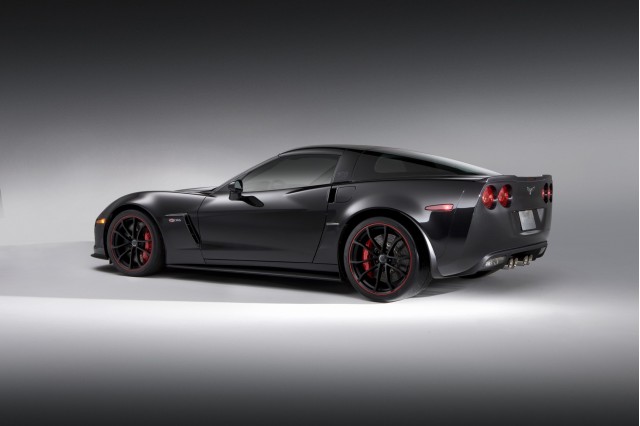 2012-chevrolet-corvette_100345803_m.jpg