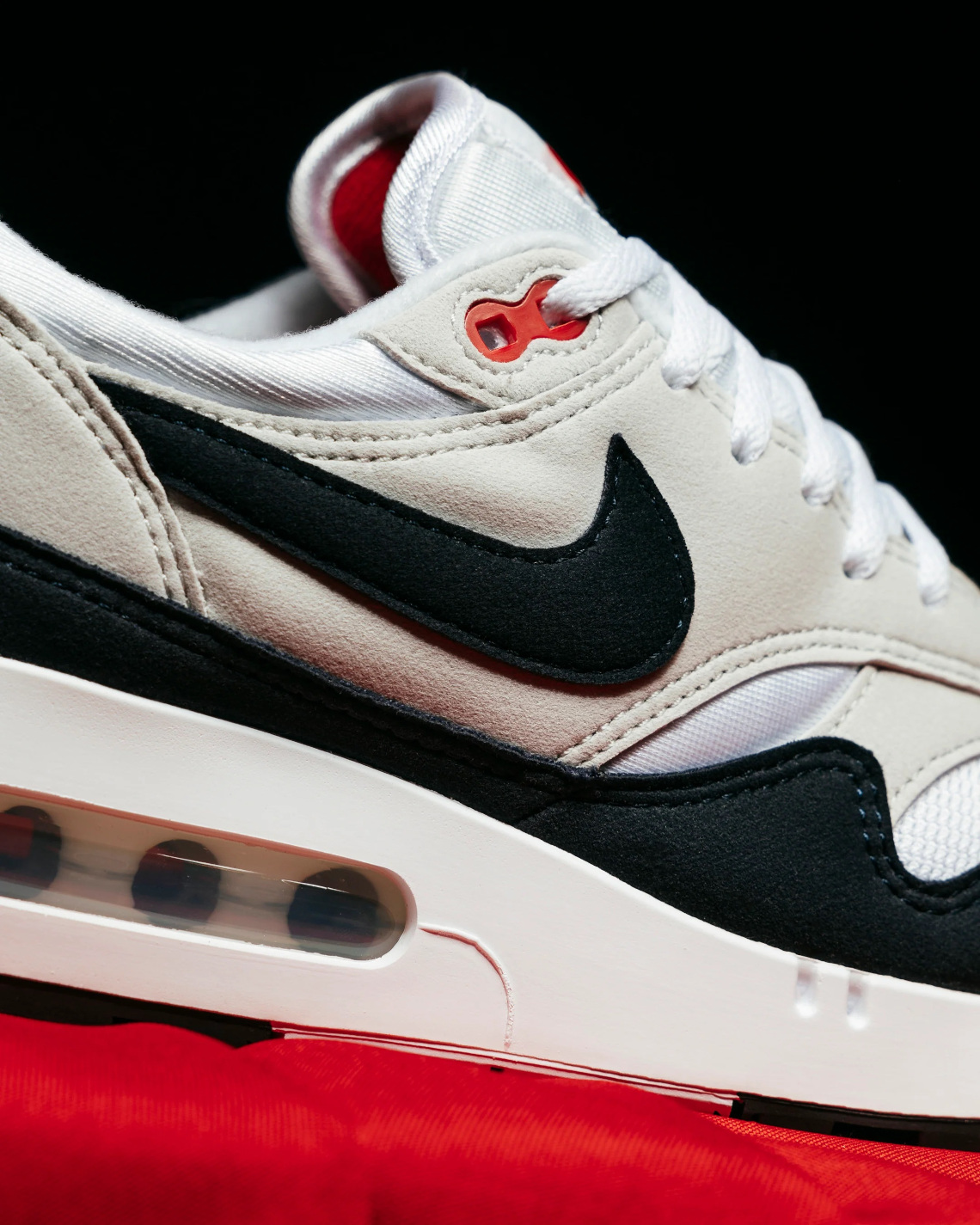 Nike-Air-Max-1-86-Dark-Obsidian-DQ3989-101-6.jpeg