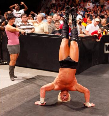 WWE_Raw_11212011_Ziggler_headstand.png