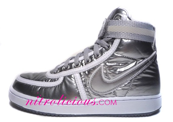 nike-vandal-silver-white-01.jpg