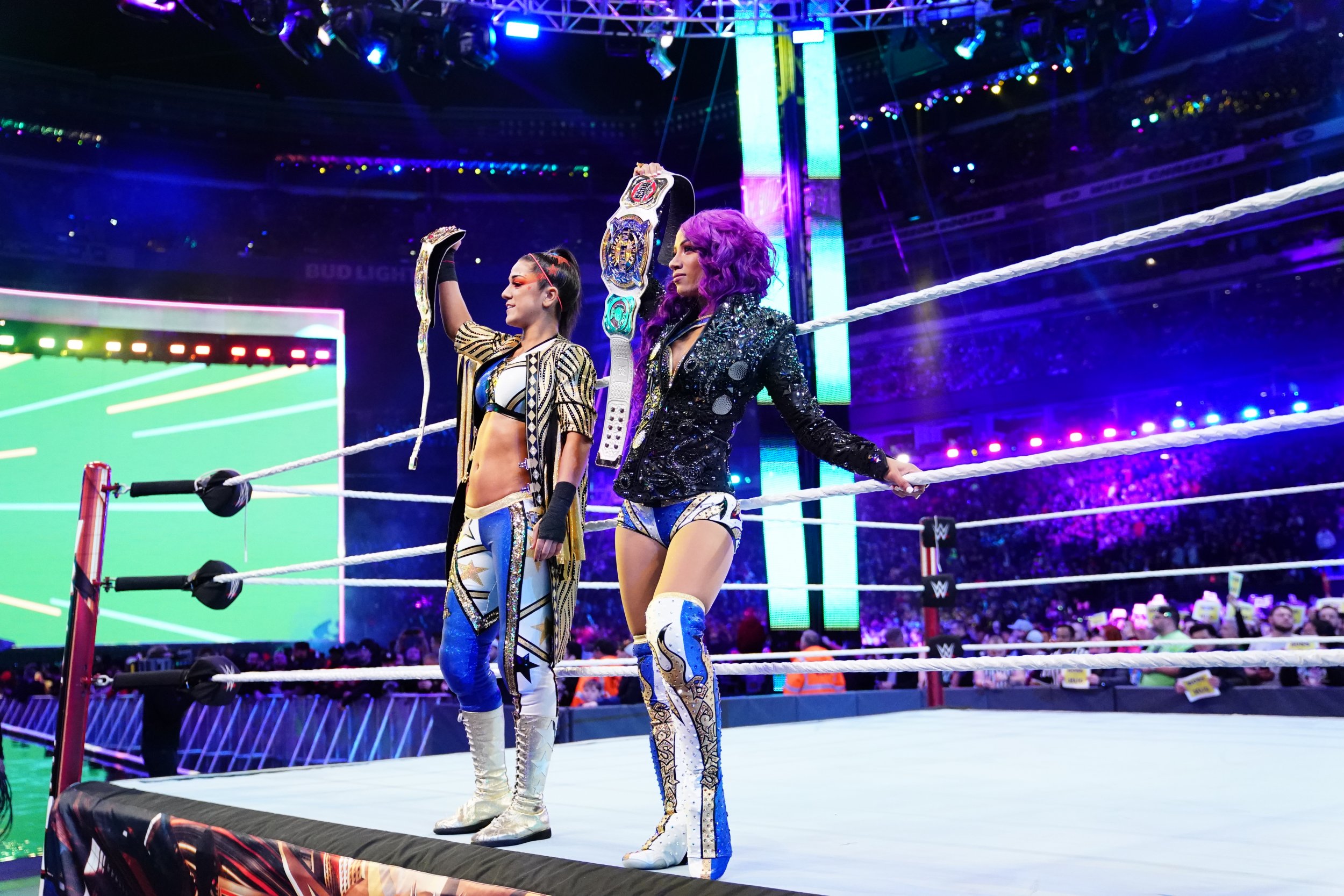 bayley-and-sasha-banks-wrestlemania-35.JPG