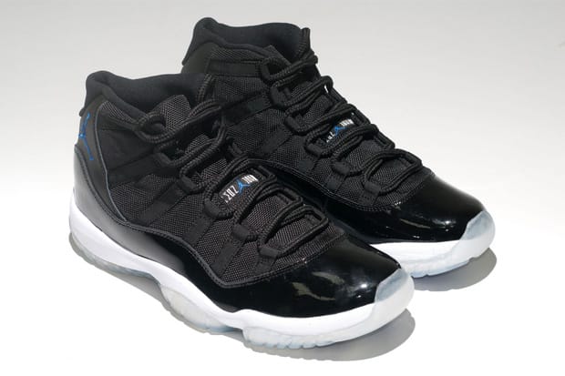 air-jordan-xi-11-space-jams-1.jpg