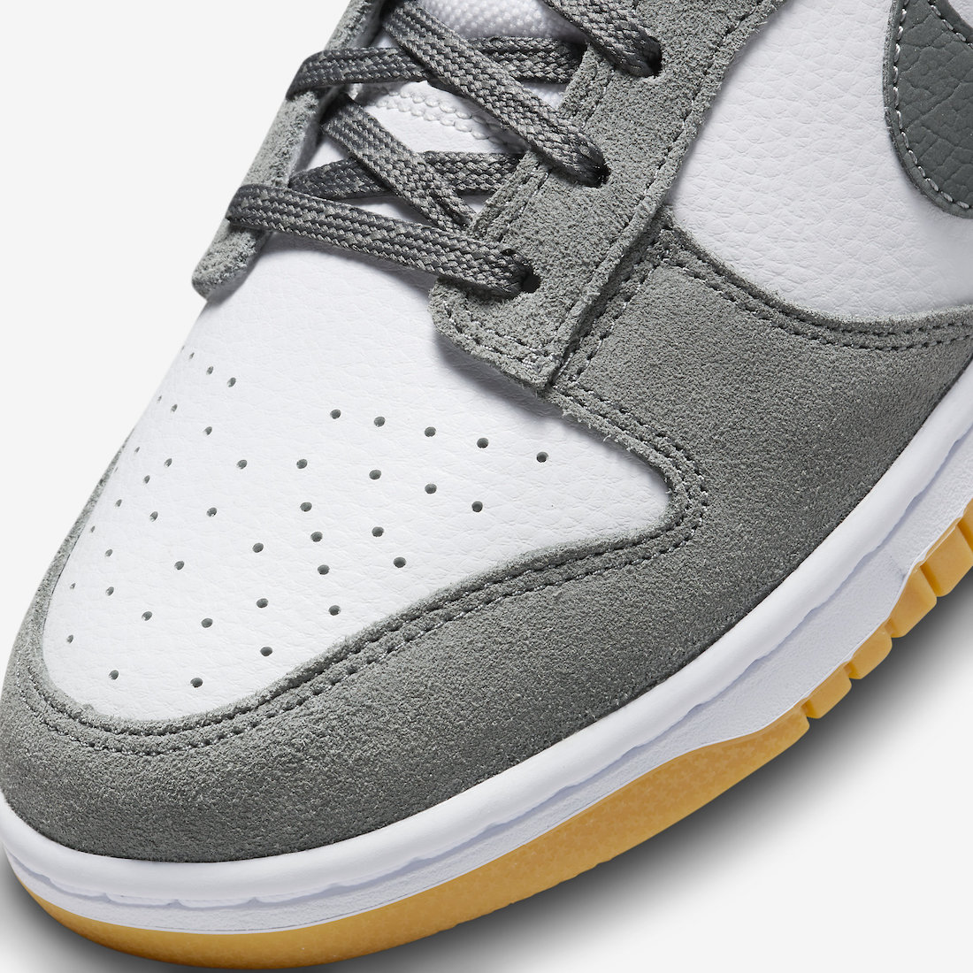 Nike-Dunk-Low-Smoke-Grey-Gum-FV0389-100-6.jpg