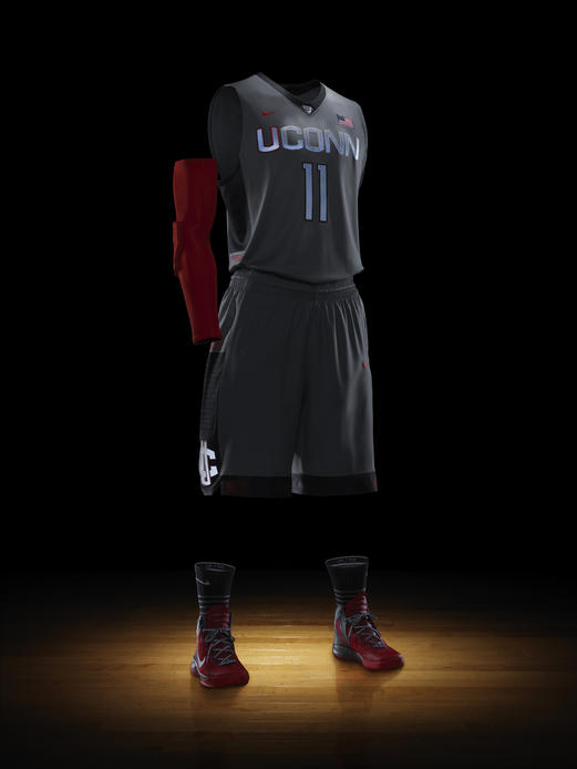 SP12_BB_PlatinumElite_UCONN_M_uni_ang_0569_rgb_detail.jpg