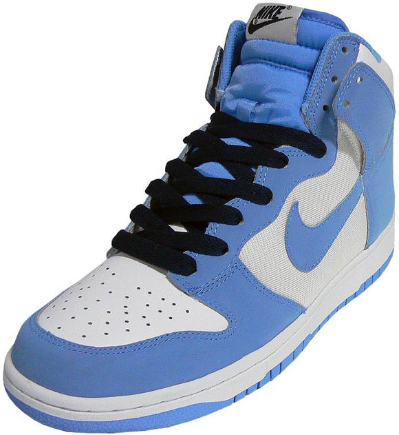 01-12-2009_nike_dunkhigh_bluewhite_detail11.jpg