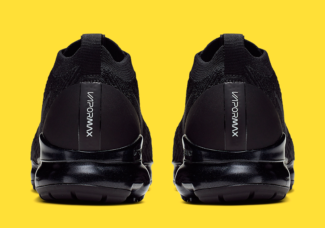 nike-vapormax-3-triple-black-aj6900-004-6.jpg