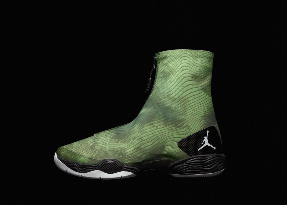 Jordan_2013_AllStar_Ftwr_XX8_LAT_blk_detail.jpg