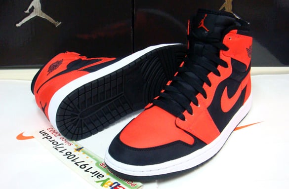 air-jordan-i-1-retro-high-black-max-orange-white-3.jpg