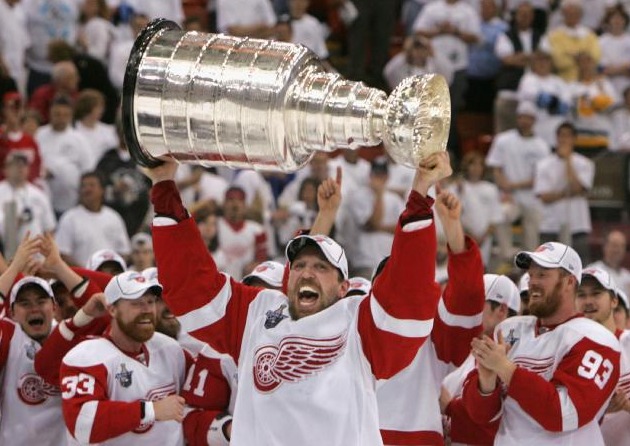 dallas-drake-2008-stanley-cup-champs.jpg