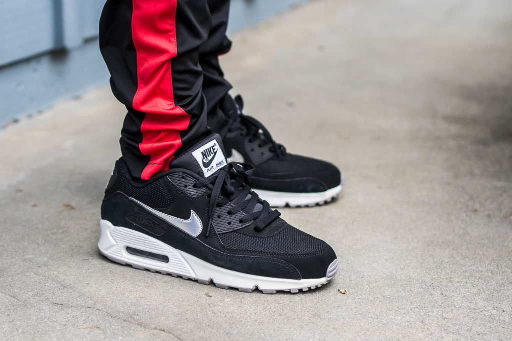 Black-n-Silver-AM90-Essentials.jpg