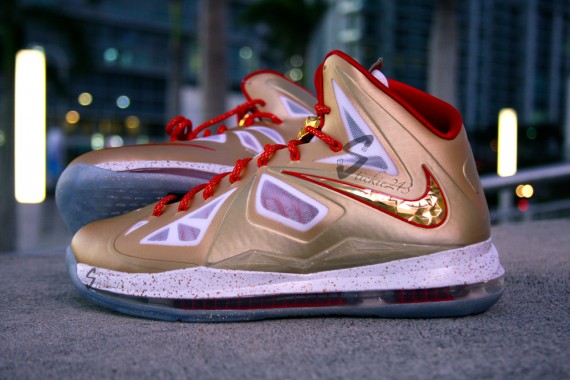 nike-lebron-x-ring-ceremony-2-570x380.jpg