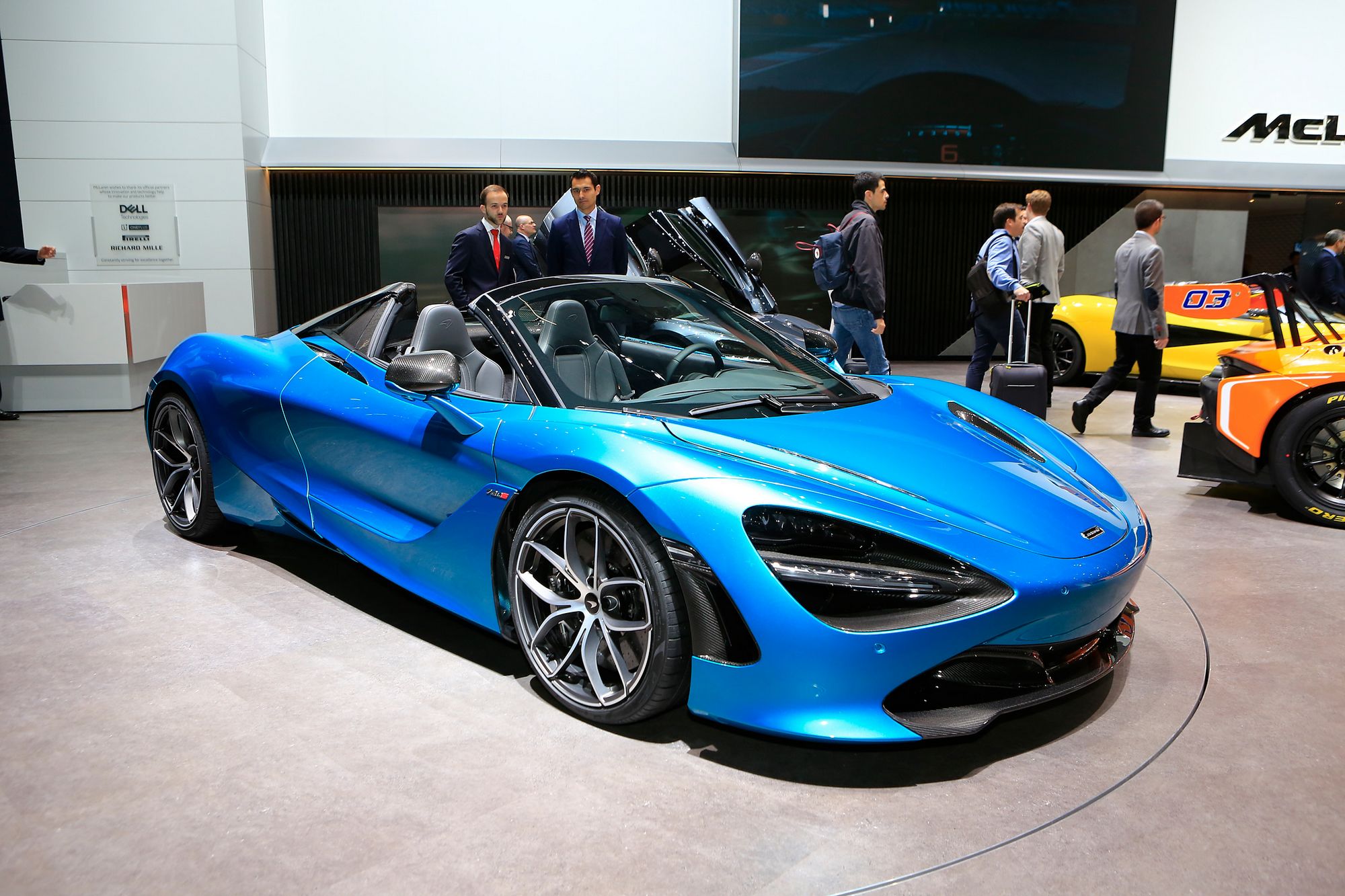 2821b693-mclaren-720s-spider-geneva-2.jpg