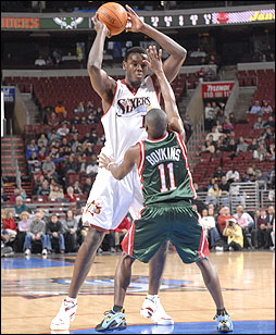 dalembert-vs-boykins.jpg