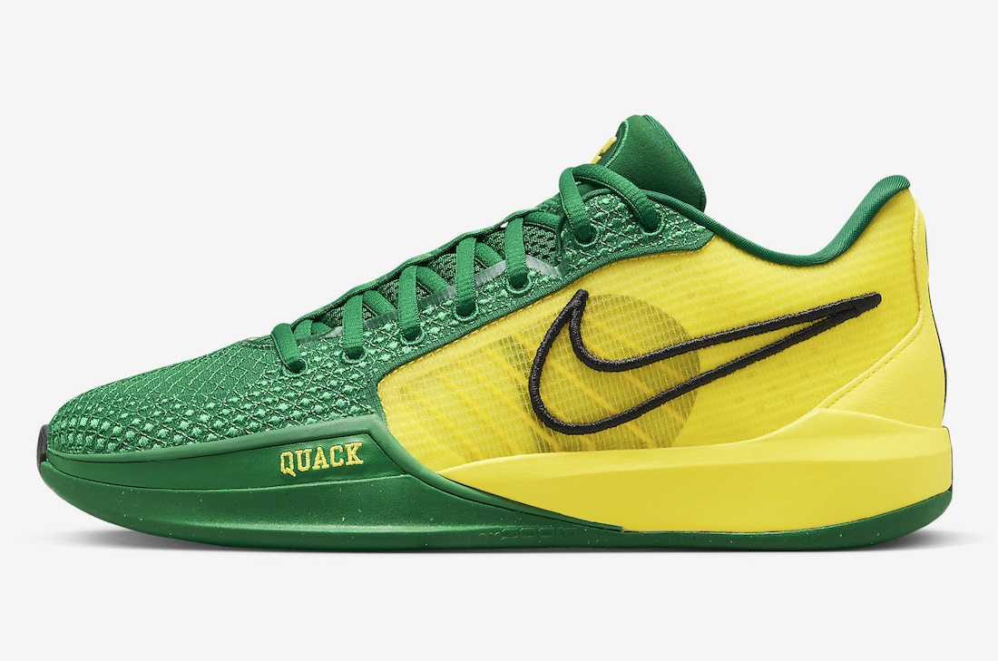 Nike-Sabrina-1-Oregon-Ducks-FQ3381-300.jpeg