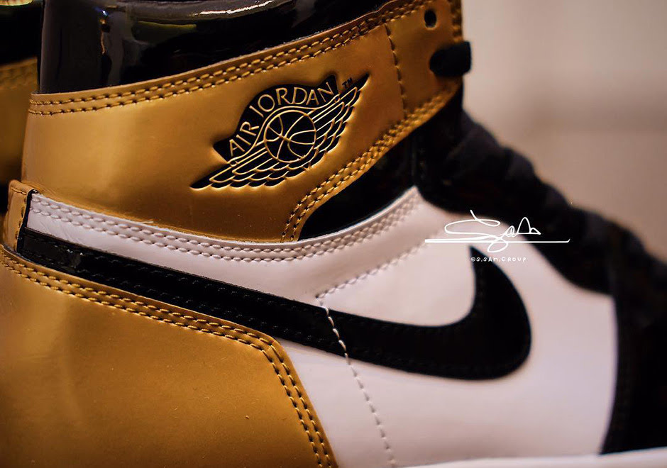 air-jordan-1-black-gold-january-2018-1.jpg