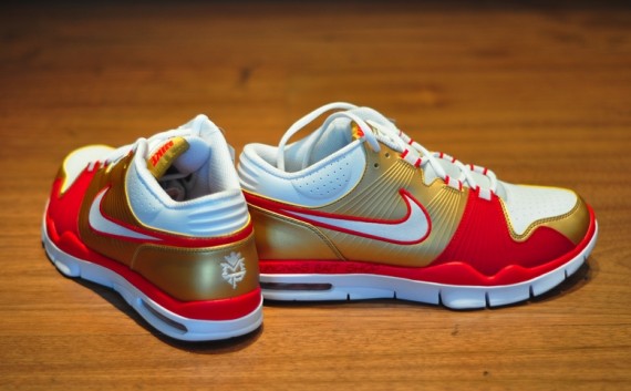 nike-x-manny-pacquiao-air-trainer-1-1-570x353.jpg