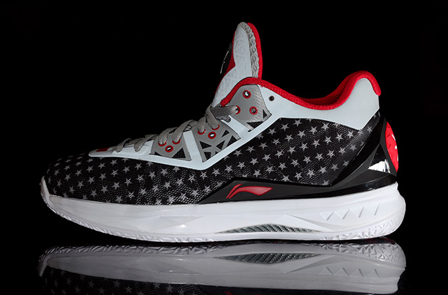 li-ning-way-of-wade-4-veterans-day.jpg