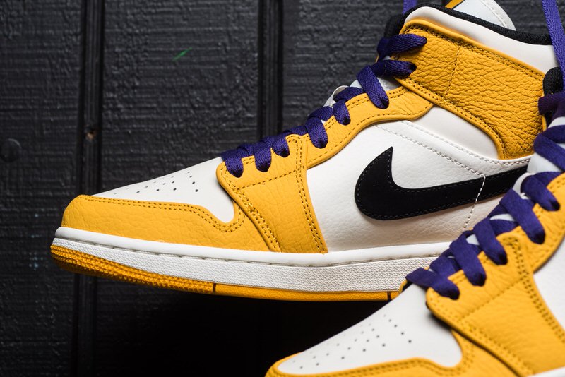 Air_Jordan_1_Mid_University_Gold_Black_Pale_Ivory_Court_Purple_Sail_852542-700_Sneaker_Politics_-4.jpg