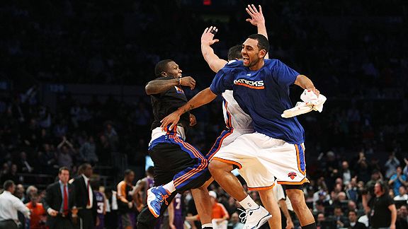 nba_g_knickscelebrate_576.jpg