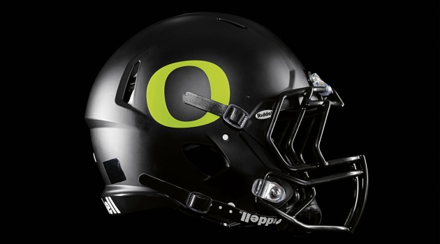 New_Oregon_Nike_Pro_Combat_Football_Uniforms_Helmets.jpg