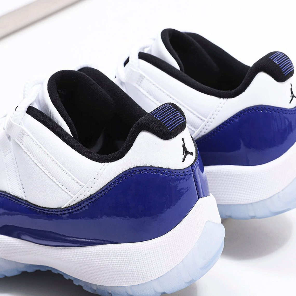 Air-Jordan-11-Low-Concord-AH7860-100-3.jpg