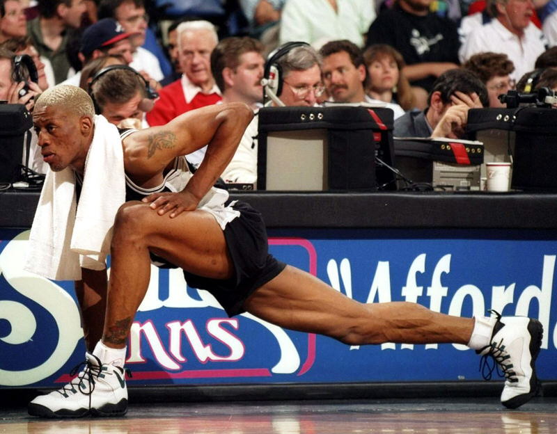 dennis-rodman-spurs-air-darwin.jpg