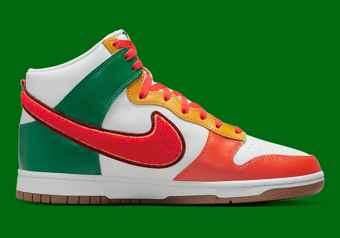 nike-dunk-high-white-habanero-red-team-red-malachite-dr8805-100-3.jpg