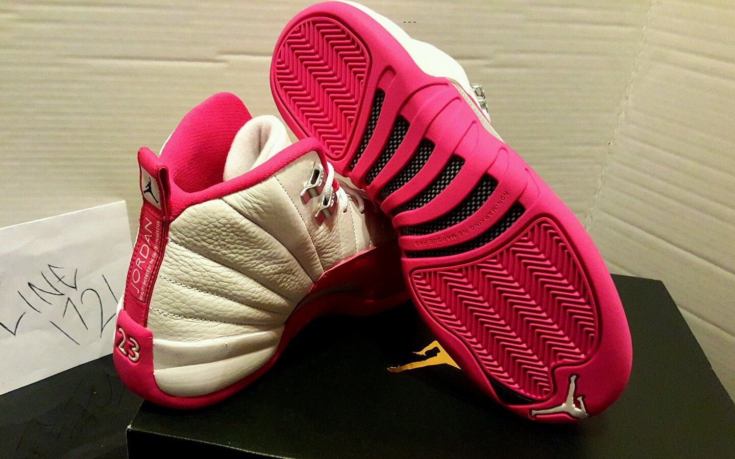 air-jordan-12-gs-white-pink-510815-109-3.jpg