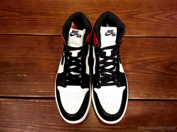 air-jordan-1-retro-high-og-white-black-gym-red-03-570x427.jpg