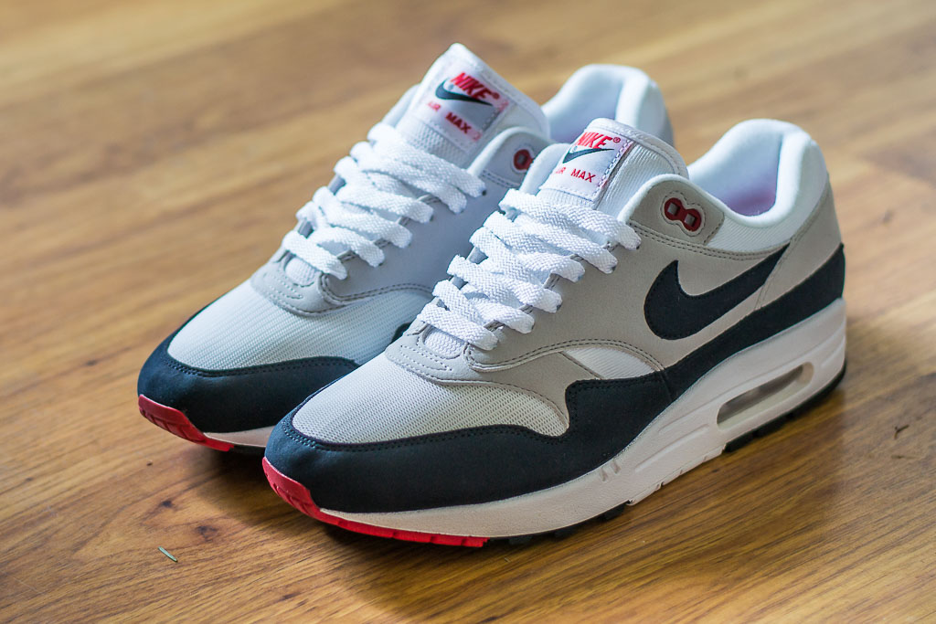 Nike-Air-Max-1-Anniversary-Obisidian-pickup.jpg