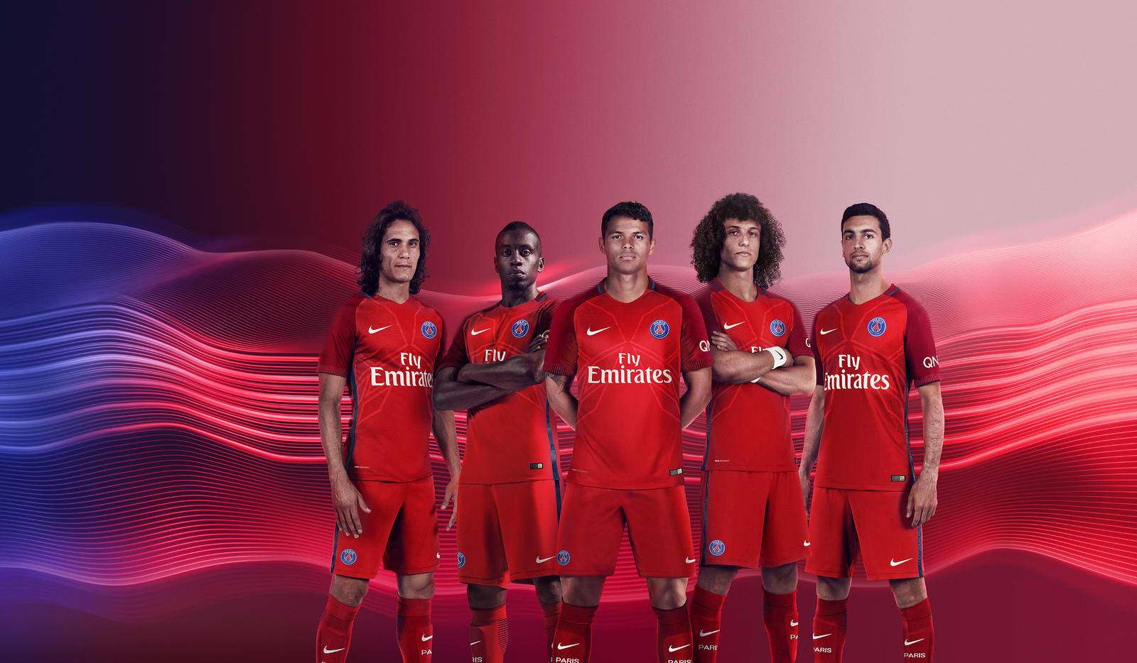 SU16_FB_WE_PSG_CK_Away_Group_HFR3_-_copie_native_1600.jpg