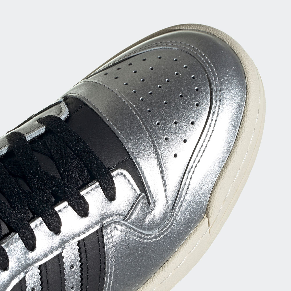 atmos-adidas-forum-84-hi-silver-GV6713-2.jpg