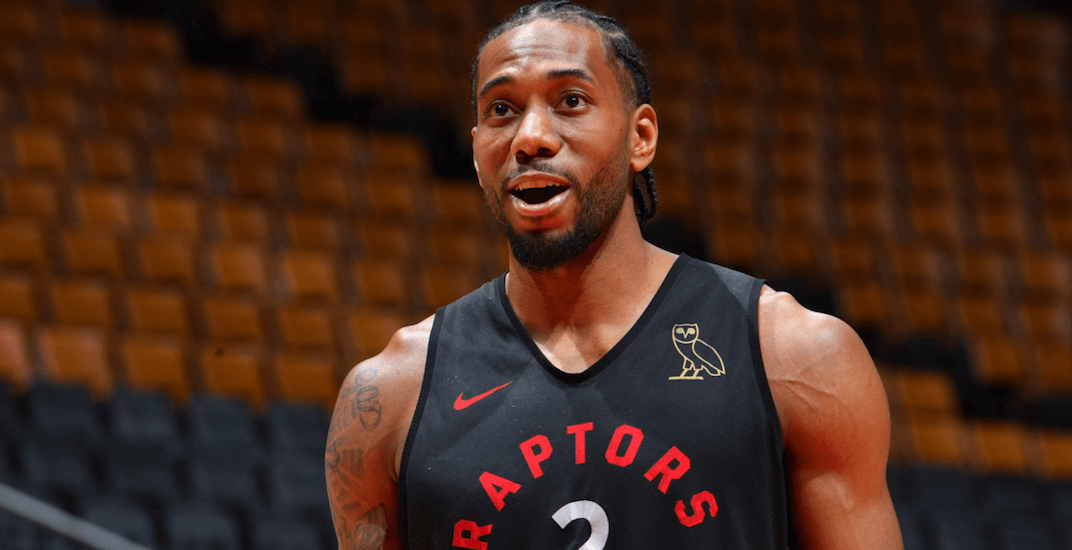 kawhi-leonard-raptors-practice.png