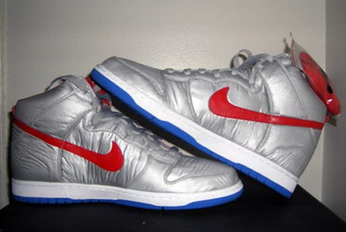 nike-be-true-dunks-1.jpg