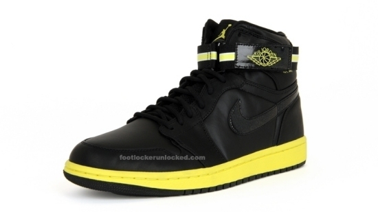 air_jordan_i%281%29_retro_high_strap_black_volt_yellow-3med.jpg