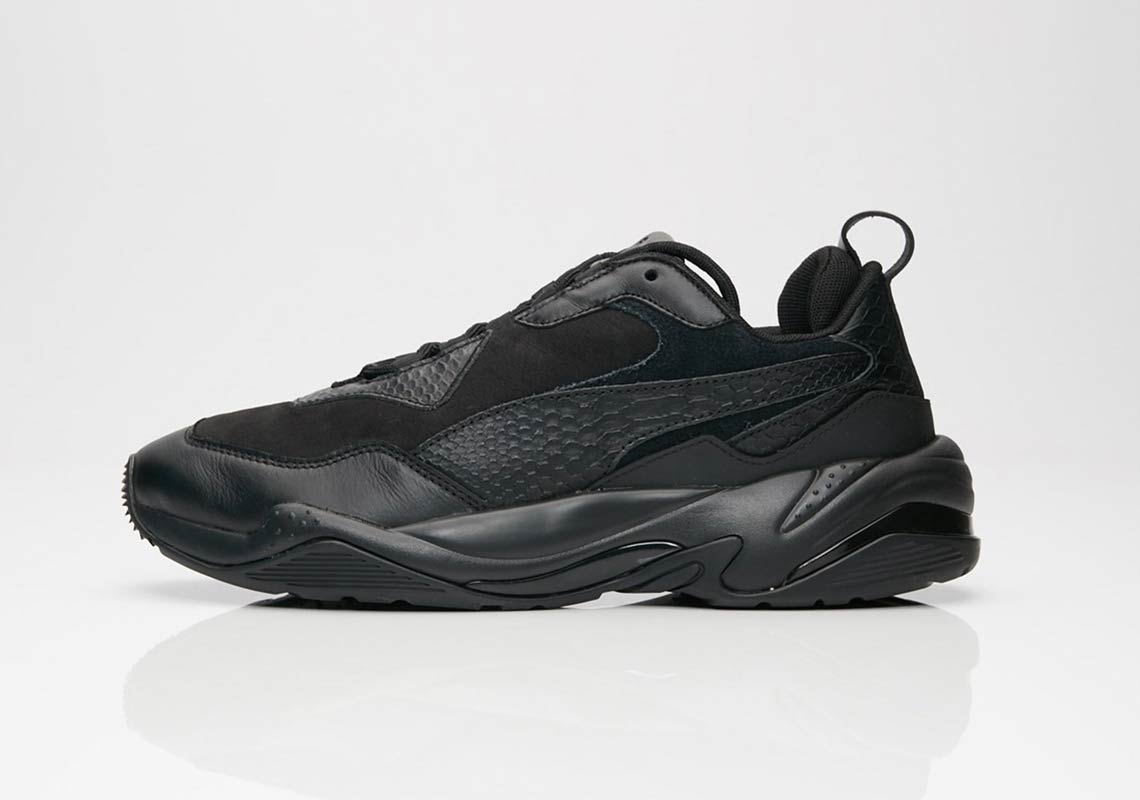 puma-thunder-desert-black-3.jpg