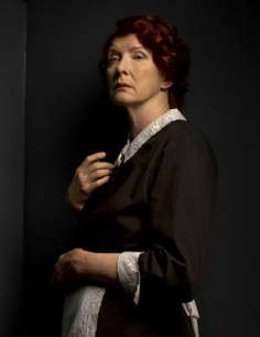 Frances-Conroy-in-American-Horror-Story.jpg