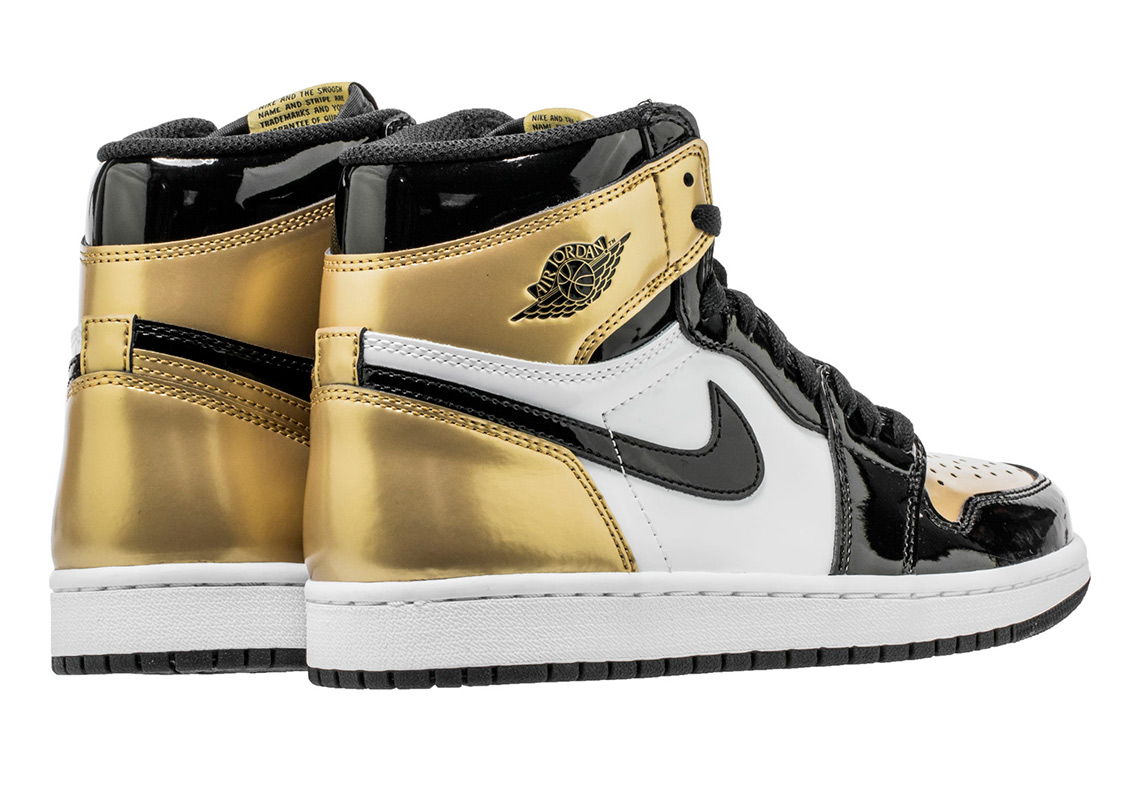 air-jordan-1-gold-toe-861428-007-4.jpg