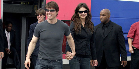 resmi-cerai-dari-tom-cruise-katie-holme-25f0c3.jpg