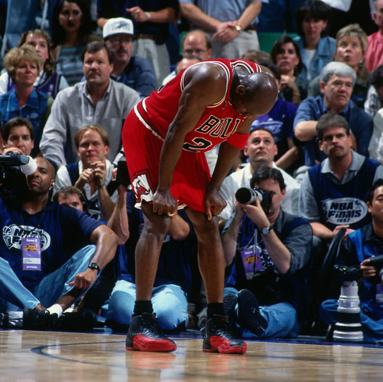 michael-jordan-air-jordan-12-flu-game-1.jpg