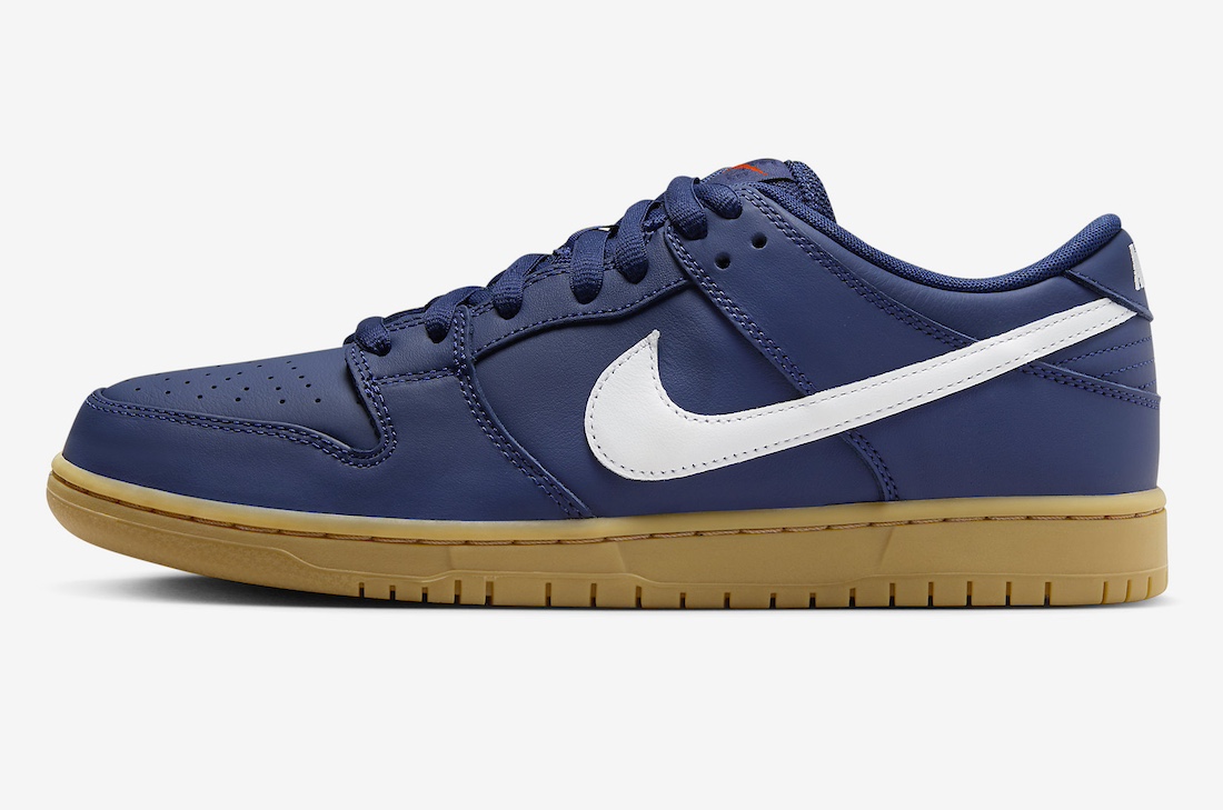 Nike-SB-Dunk-Low-Navy-Gum-FJ1674-400.jpeg