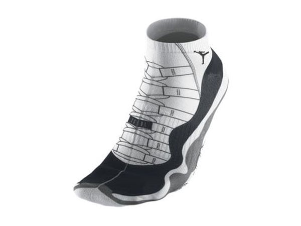 air-jordan-xi-11-retro-concord-socks-available.jpg