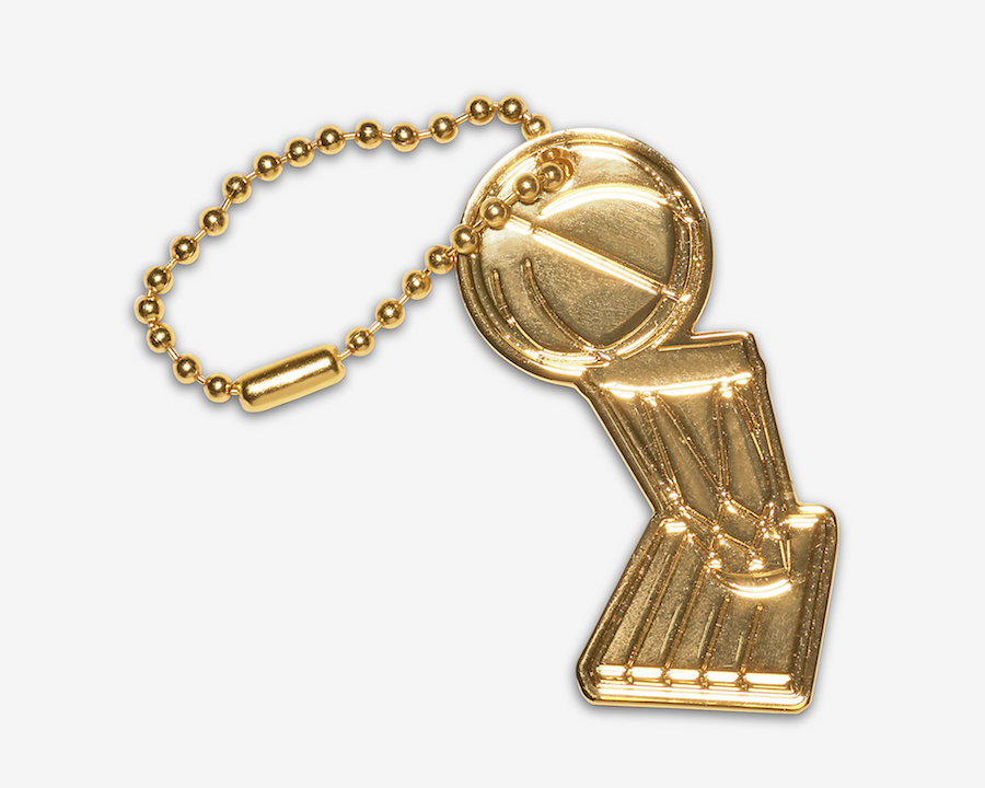 Air-Jordan-1-High-Pass-The-Torch-Kawhi-Leonard-AQ7476-016-Release-Date-Finals-Trophy-Hangtag.jpg