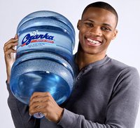 russell-westbrook-mineral-water-nba-funny-photos.jpg