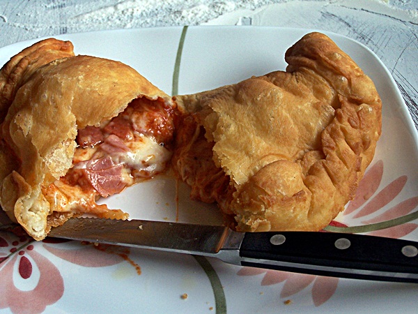 cravings-of-a-lunatic-panzerotti-23.jpg