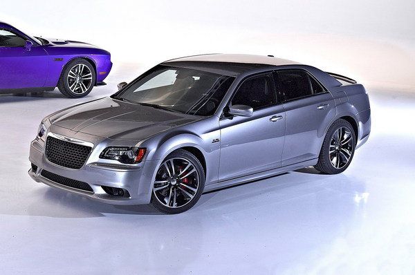 chrysler-300-srt8-co_600x0w.jpg