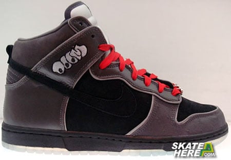 nike-sb-dunk-mf-doom-main.jpg