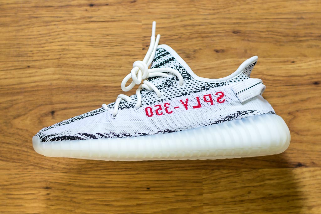 Adidas-Yeezy-Boost-350V2-Zebra-pickup.jpg