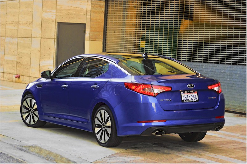 2011-Kia-Optima-rear.jpg