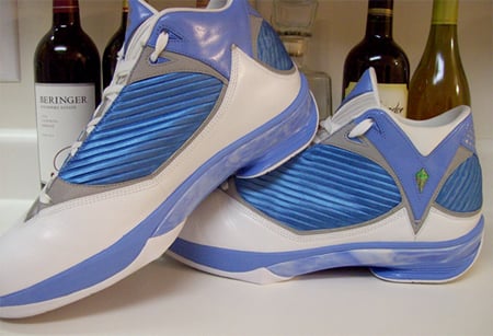 air-jordan-2009-unc-player-exclusive-1.jpg